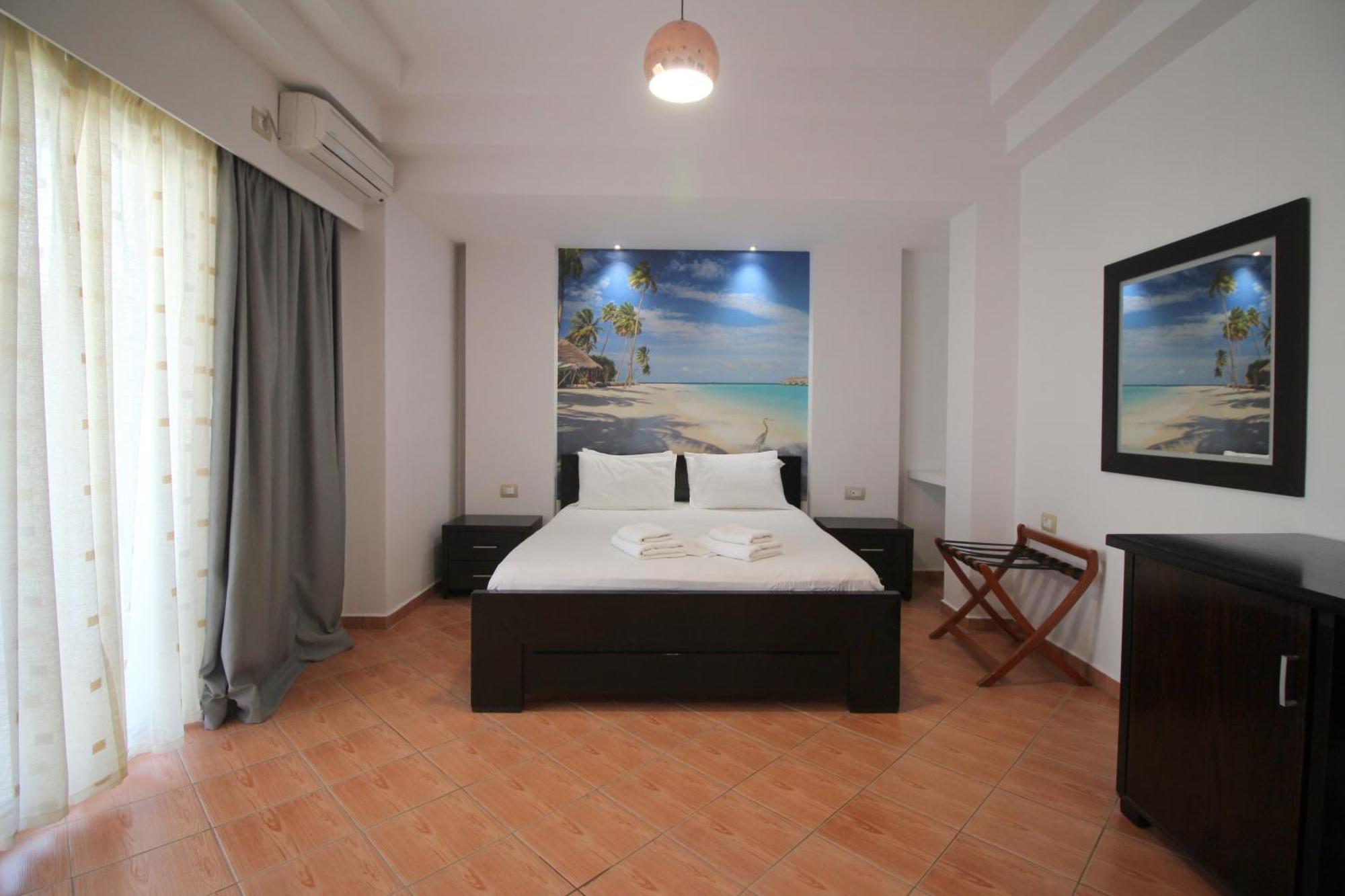 Hotel Oskar Saranda